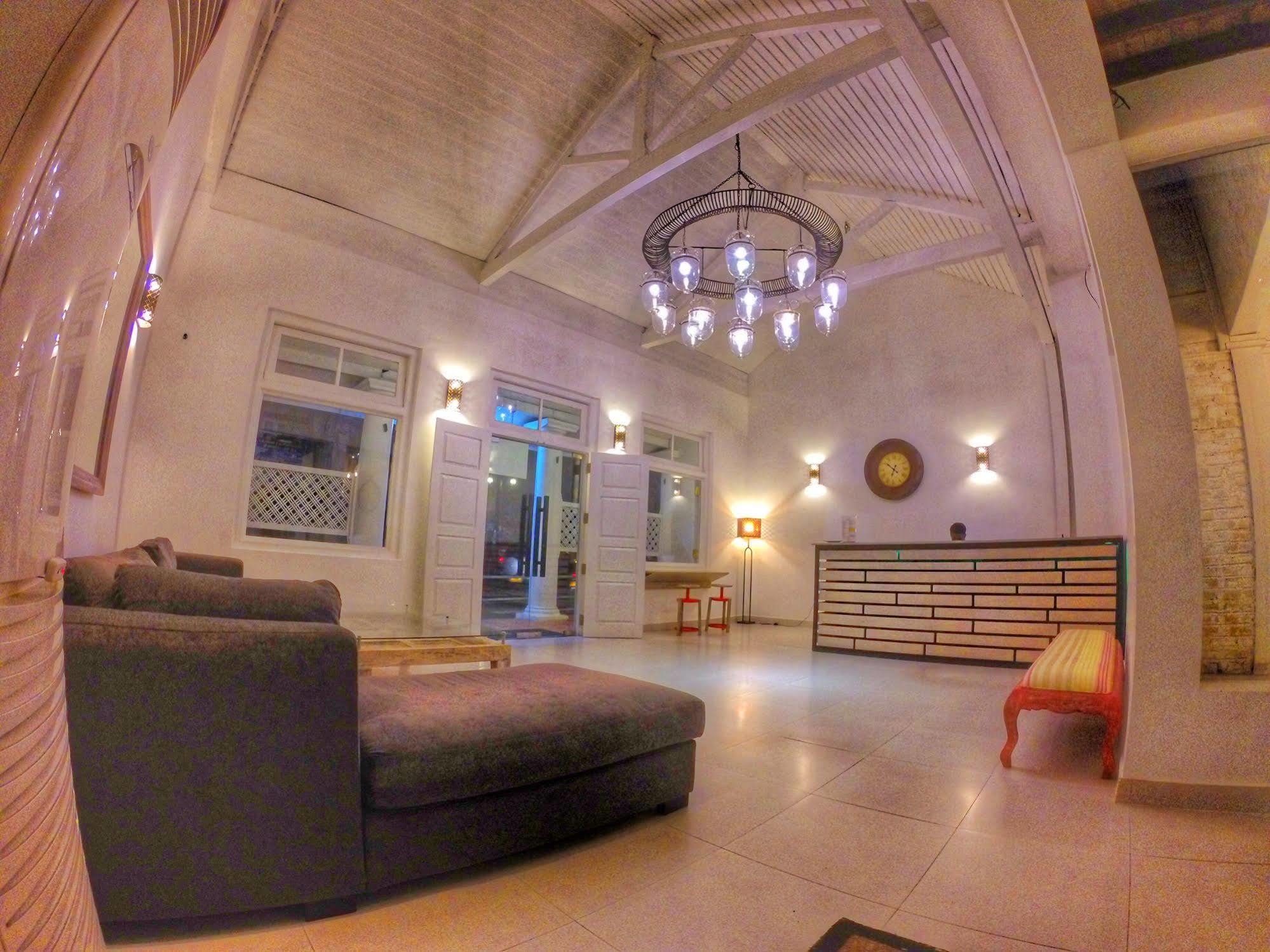 Clock Inn Kandy Dış mekan fotoğraf